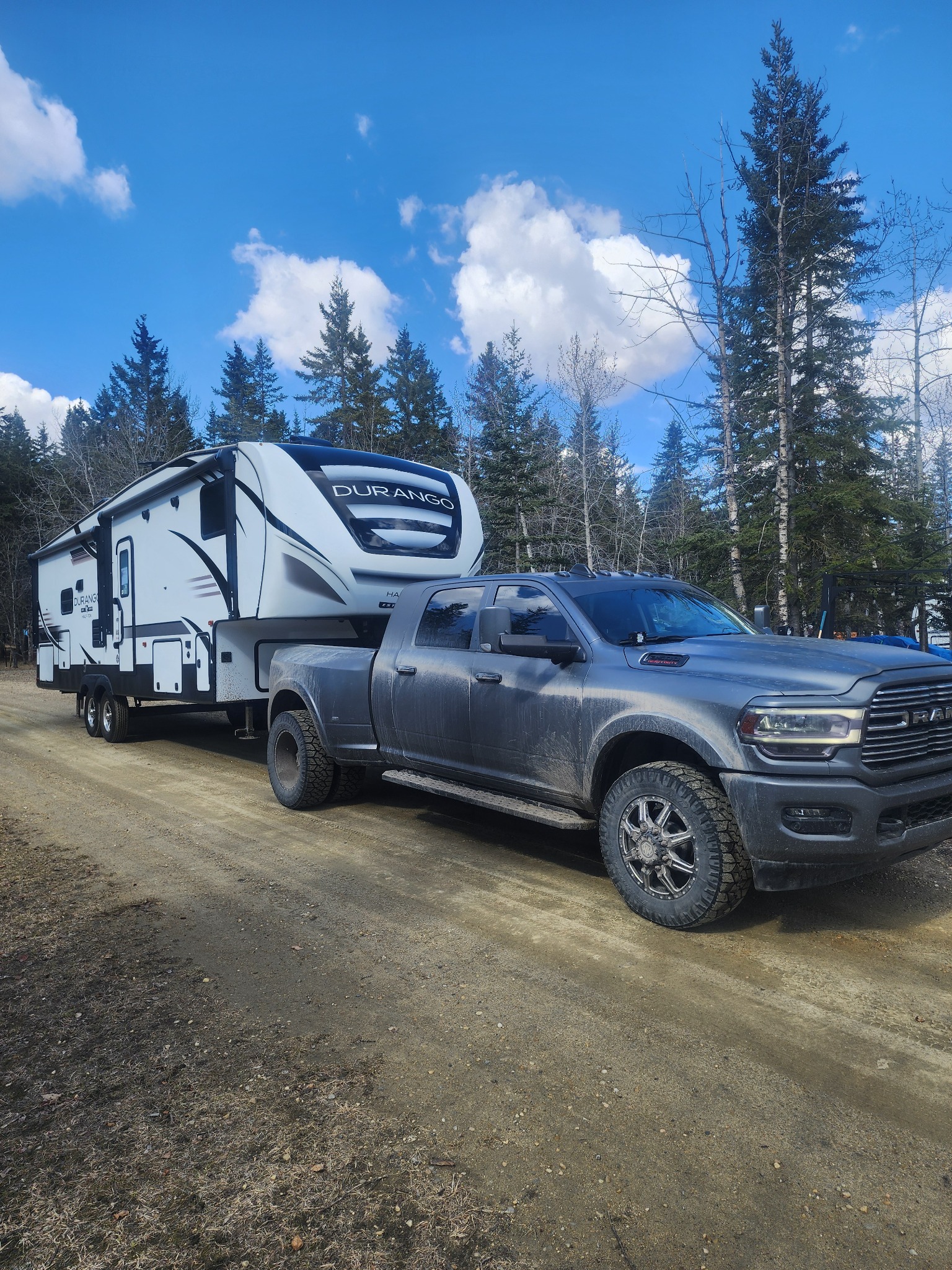 RV and trailer assistance Calgary